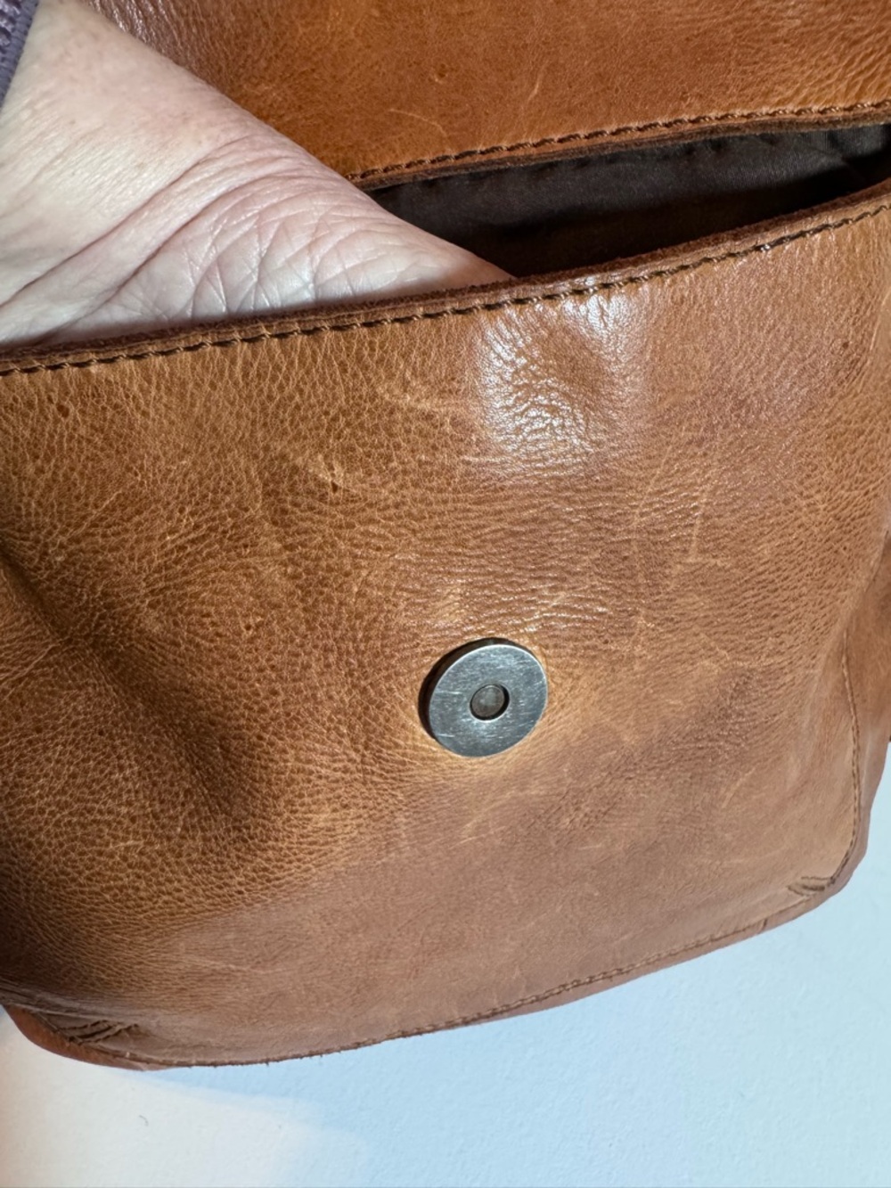 Vilenca - Holland Brown Leather Backpack - Picture 5 of 8